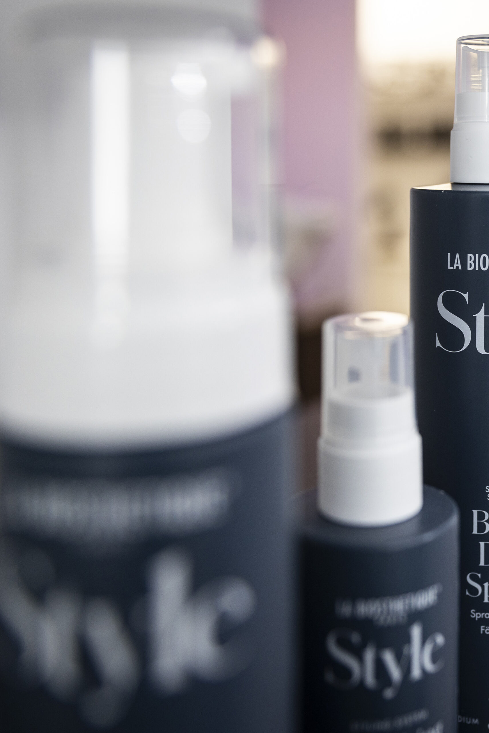 www.mb-photodesign.comLt. §13 UhRg muß bei Veröffentlichung der Urheber wie folgt genannt werden: Foto: Melanie Bauer Photodesign Haar Atelier Katrin Henke Hofheim Produkte Haarpflege La Biosthetique