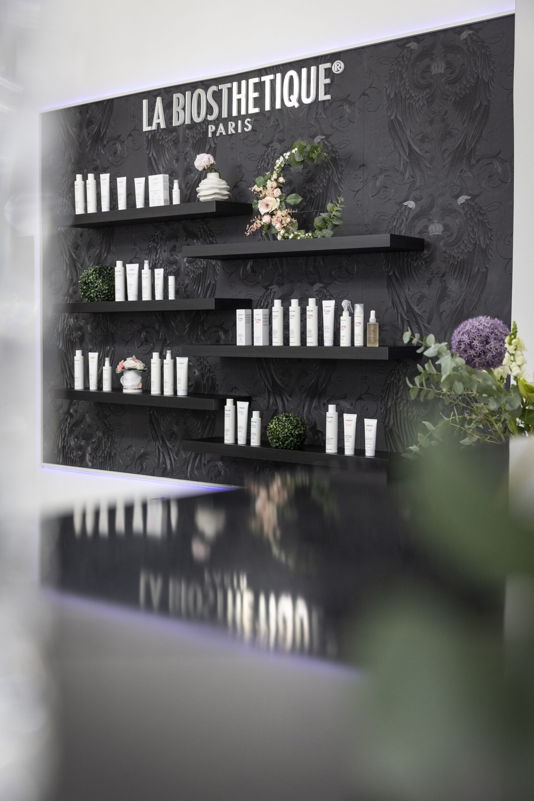 www.mb-photodesign.comLt. §13 UhRg muß bei Veröffentlichung der Urheber wie folgt genannt werden: Foto: Melanie Bauer Photodesign Haar Atelier Katrin Henke Hofheim Produkte Haarpflege La Biosthetique