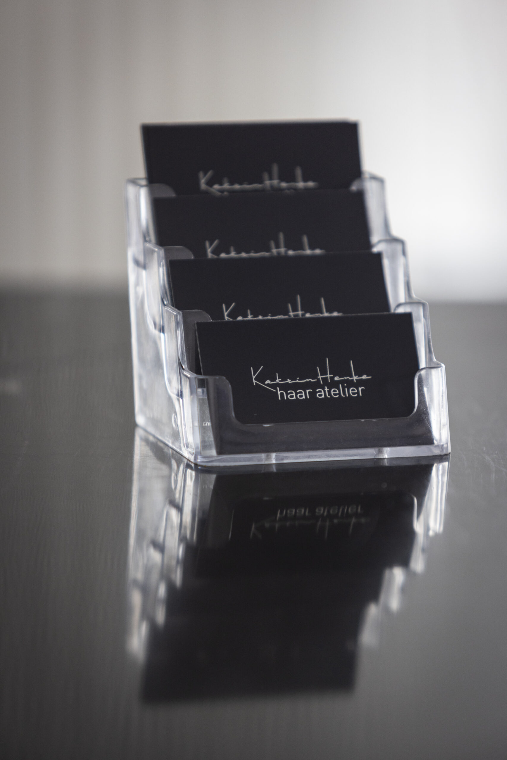 www.mb-photodesign.comLt. §13 UhRg muß bei Veröffentlichung der Urheber wie folgt genannt werden: Foto: Melanie Bauer Photodesign Haar Atelier Katrin Henke Hofheim Visitenkarten